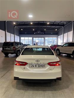 تۆیۆتا کامری